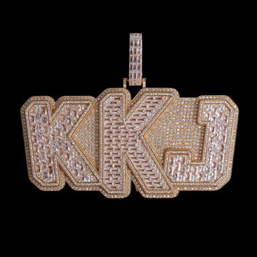 King Iced Out Personalized Name Custom Necklace Pendant - Luxury Custom Jewelry - CaratixJewelry