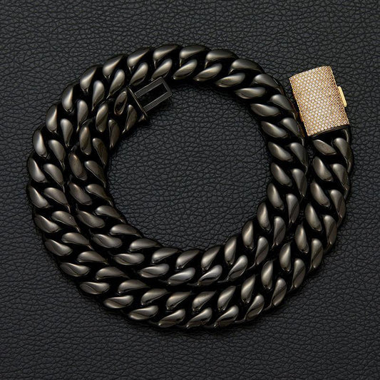 CARÁTIX – 14mm Round Cuban Miami Link Chain Necklace | Iced Out Bling Hip Hop Jewelry for Men & Women, Rapper Street Style - CaratixJewelry