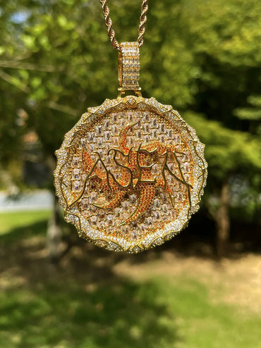 Luxury Multi-Color Iced Out Thorn Medallion Pendant | Men's Hip Hop Rainbow Zircon Disc Necklace | Premium Copper Full Circle Pendant | Caratix - CaratixJewelry
