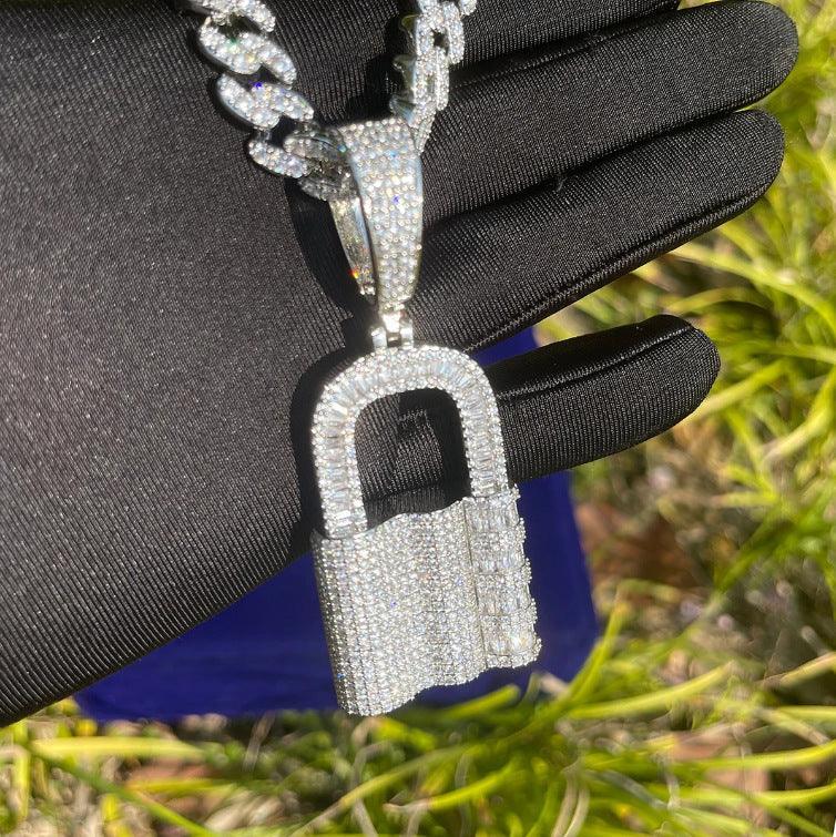 Unisex Minimalist Lock Necklace | Premium Copper CZ Sweet & Cool Accessory - CaratixJewelry