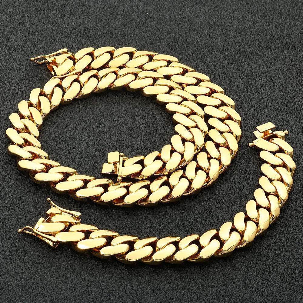 Custom Plain Solid Cuban Link Necklace for Rapper | Iced Out Chain Style - CaratixJewelry