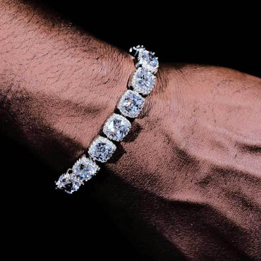 Iced Out Chain Bracelet with Copper and Zircon Stones for Men | Caratix Jewelry - CaratixJewelry