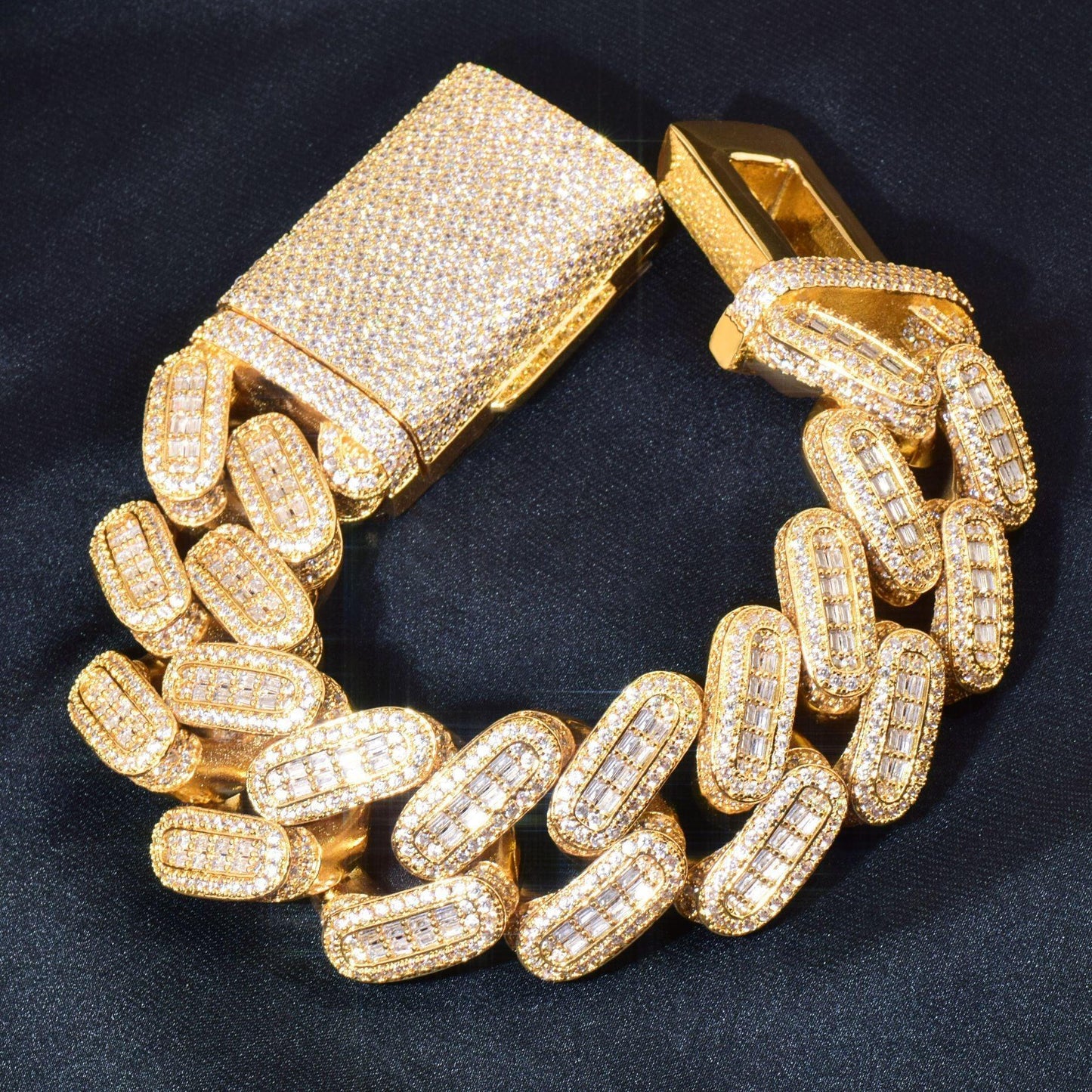 28mm Iced Out T-Shape Cuban Chain Necklace Heavy Style Unisex | Caratix Jewelry - CaratixJewelry