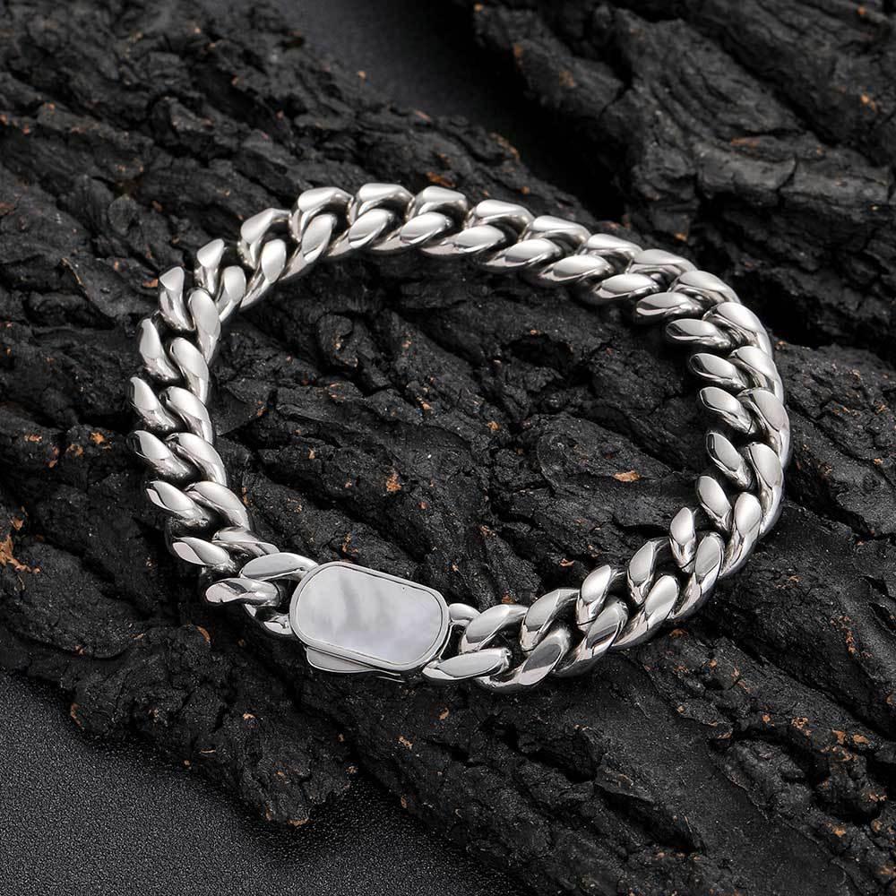 Miami Cuban Chain Bracelet with Shell Clasp Caratix - CaratixJewelry