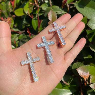 Classic Iced Out Cross Pendant for Men | Hip Hop Pave CZ Necklace | Premium Copper Zircon Bling Jewelry | Trendy Male Streetwear | Caratix - CaratixJewelry