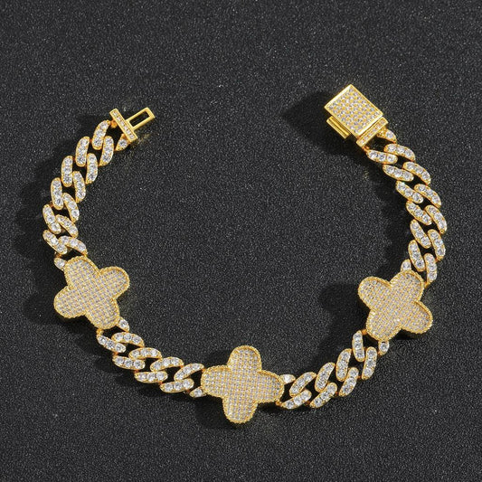 Minimalist Micro-Pavé Clover Bracelet | Women's Fashion Copper Bling Jewelry | Caratix - CaratixJewelry