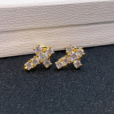 S925 Sterling Silver Single Row Moissanite Hoop Earrings | Classic Huggies | Caratix