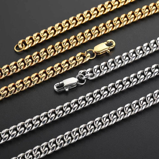 Cuban Chain Necklace with Day Clasp and 18K Gold Plating for Men | Titanium Steel and Stainless Steel | Caratix Jewelry - CaratixJewelry