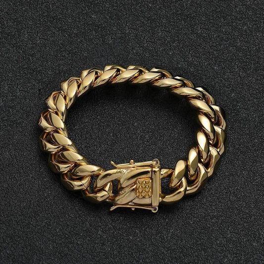 Cuban Link Bracelet with Classic Clasp for Men | Caratix Jewelry - CaratixJewelry