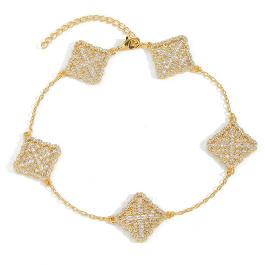 Luxury Gold Lucky Clover Bracelet | Summer Women's Dainty Bling Jewelry | Caratix - CaratixJewelry