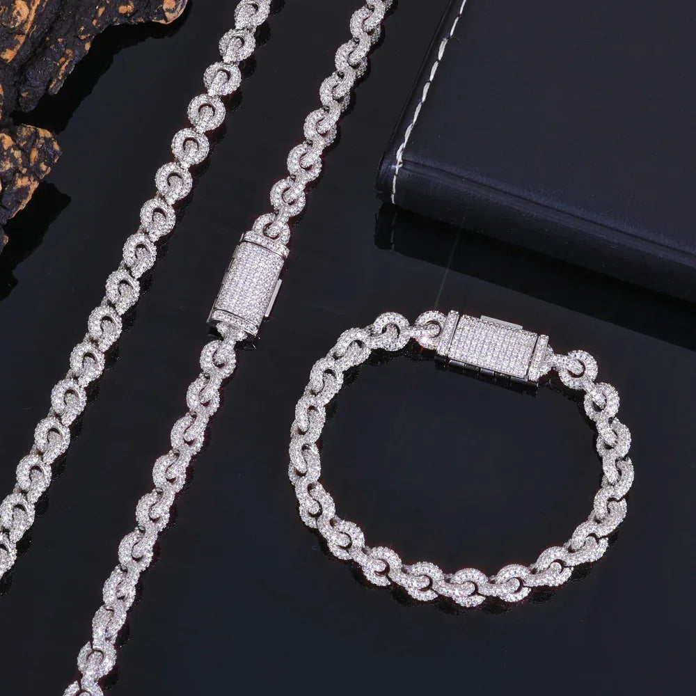 Custom 8mm O-Link Necklace with Fold-over Clasp | Premium Gold Chain for Rapper | Caratix - CaratixJewelry