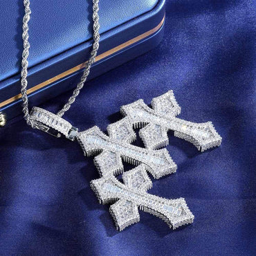 S925 Silver Moissanite Cross Pendant Necklace for Men | Caratix Jewelry - CaratixJewelry