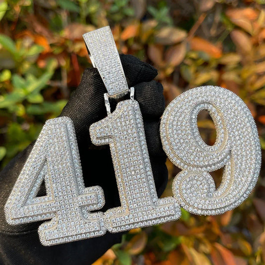 Clarity Clear Solid Iced Out Personalized Custom Name Necklace Pendant – Luxury Hip Hop Jewelry for Men & Women - CaratixJewelry