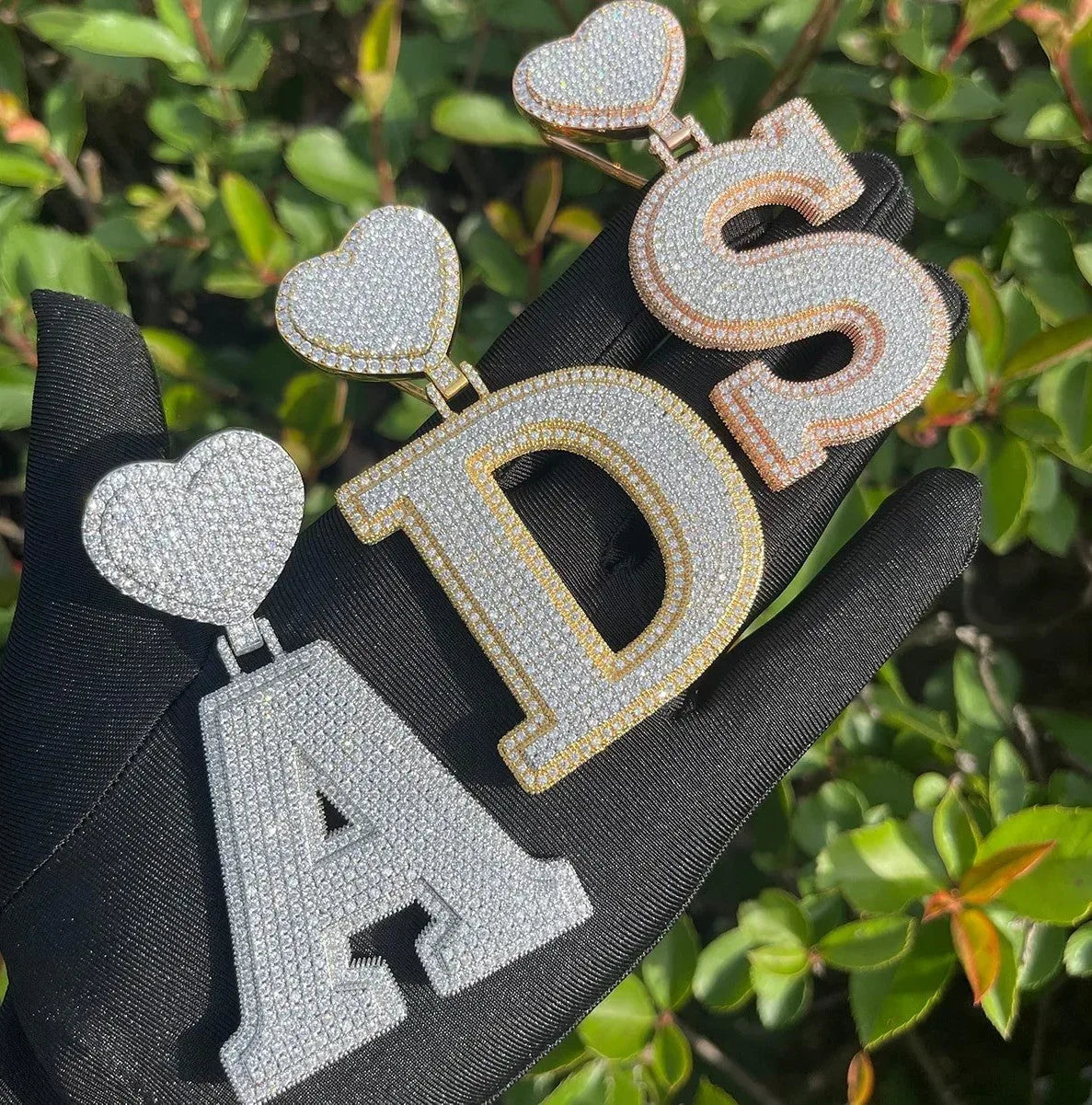 Heart Bail Luxury Drip Font Iced Out Initial Custom Name Necklace Pendant - Luxury Custom Jewelry - CaratixJewelry