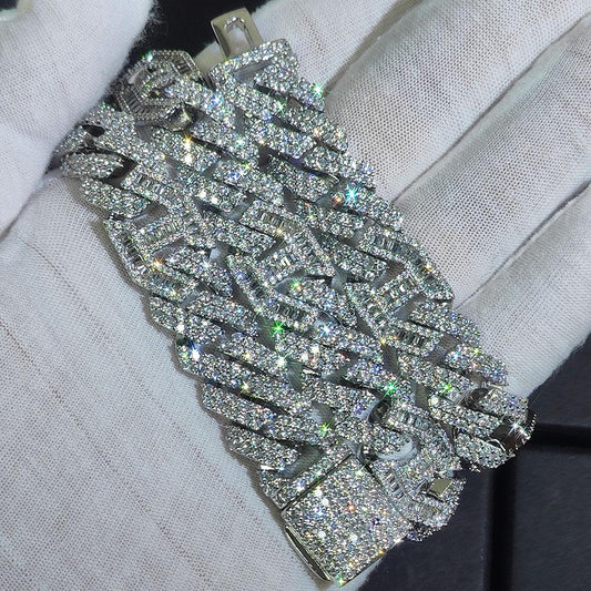 CARÁTIX Chunky Rhombus Cuban Link Chain Necklace – Micro Pave Iced Out Zircon Pig Nose Hip Hop Jewelry for Men & Women | Gift