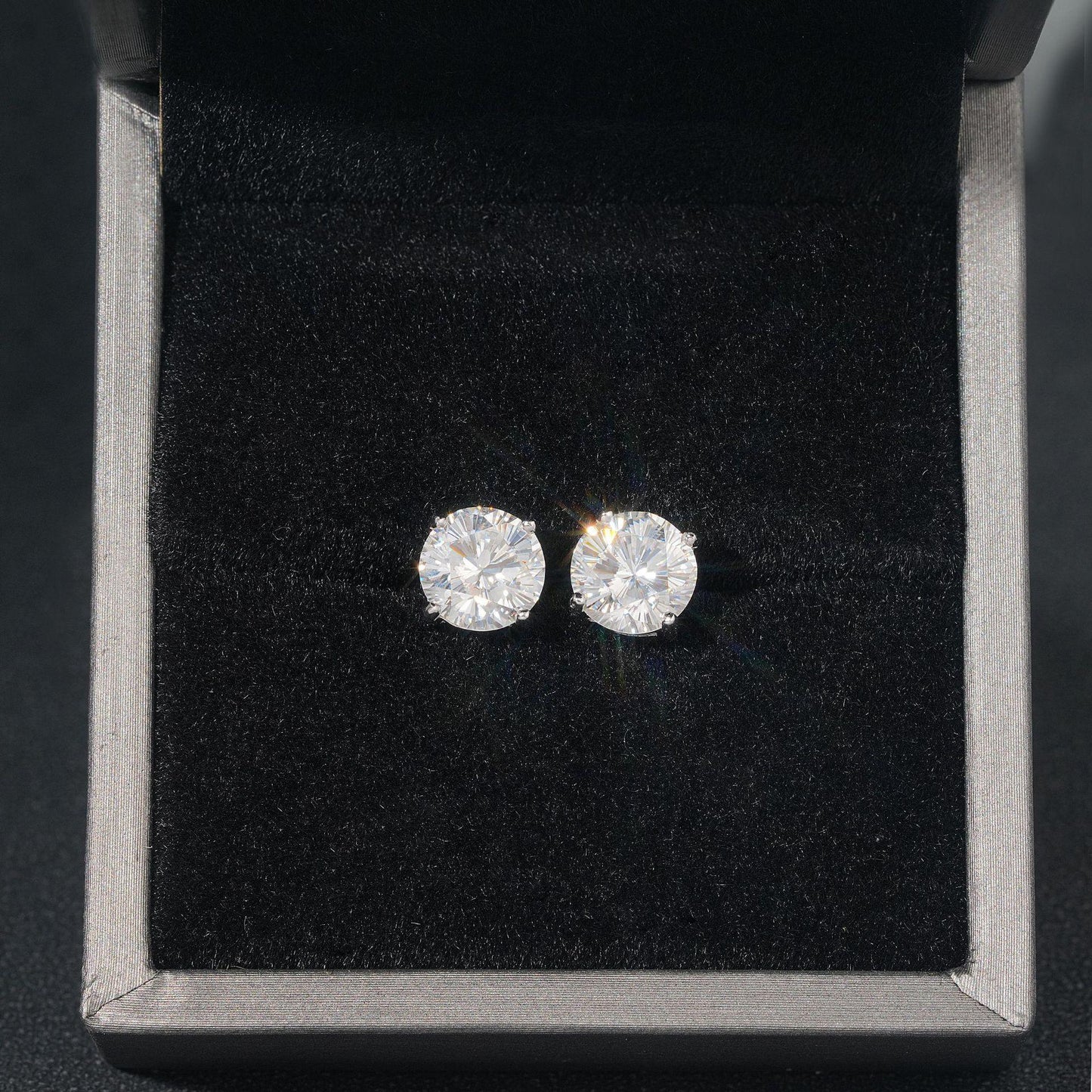 S925 Silver VVS Sakura Cut Moissanite Hip Hop Stud Earrings - CaratixJewelry
