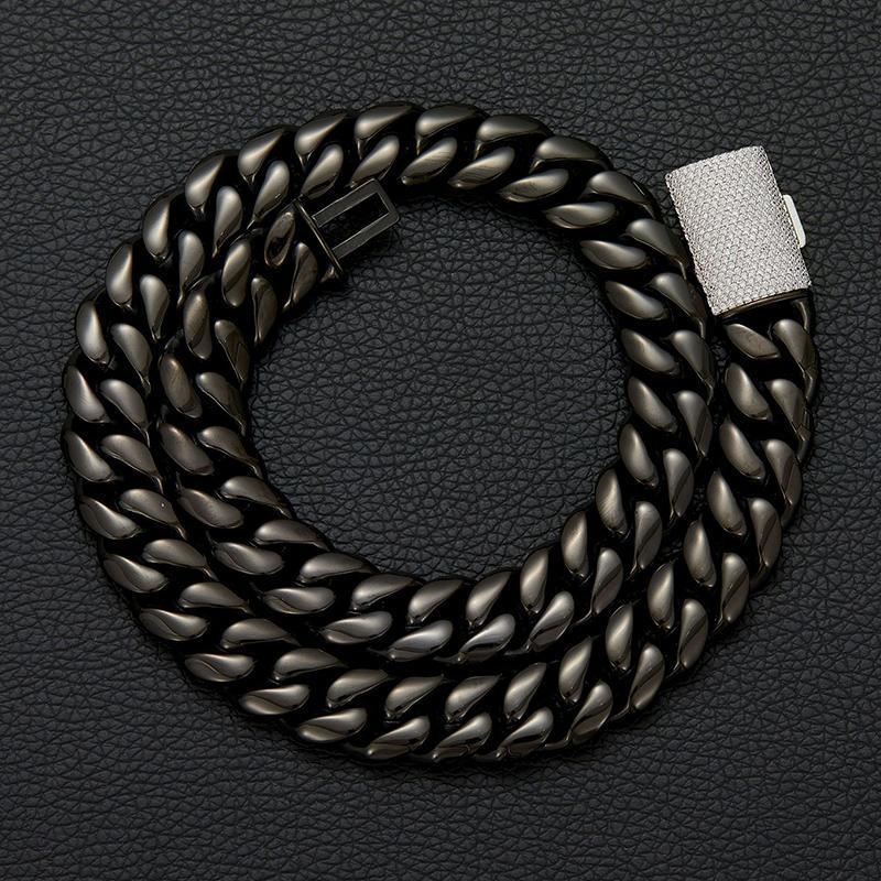 CARÁTIX – 14mm Round Cuban Miami Link Chain Necklace | Iced Out Bling Hip Hop Jewelry for Men & Women, Rapper Street Style - CaratixJewelry