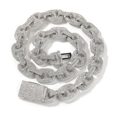 CARÁTIX – 16mm Wide Pig Nose Coffee Beans Link Chain Bracelet | 5A+ CZ Bling Iced Hip Hop Jewelry for Men - CaratixJewelry