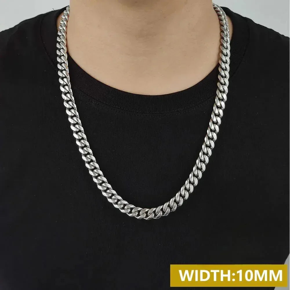 CARÁTIX – 2024 Hip Hop Miami Cuban Link Chain Necklace | Iced Out Jewelry for Men & Women, Street Style Fashion - CaratixJewelry