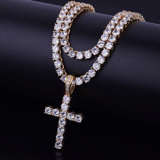CARÁTIX Bubble Letter Cross Pendant Necklace - CaratixJewelry