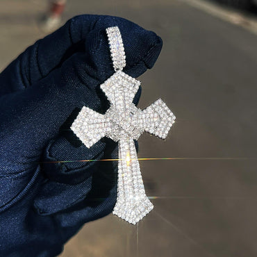 Hip Hop Cross Pendant Necklace | Iced Out Moissanite - CaratixJewelry