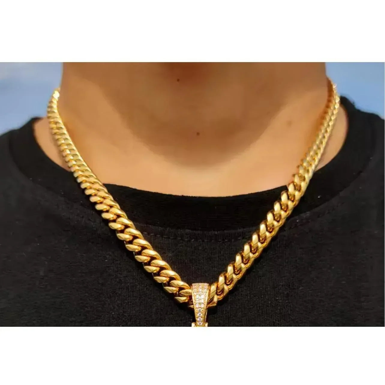 Hip Hop Jesus Clover Pendant Necklace – Iced Out Zircon Cross Design for Men | Trendy Street Style Jewelry - CaratixJewelry