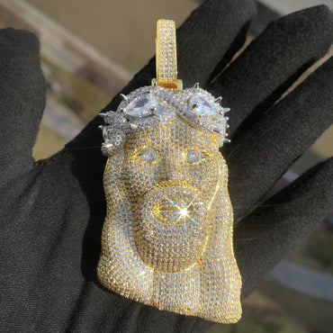Hip Hop Jesus Head Pendant Necklace Iced Out Synthetic Moissanite - CaratixJewelry