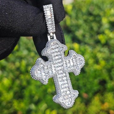 Hip Hop Square Cross Pendant Necklace |Moissanite Iced Out - CaratixJewelry