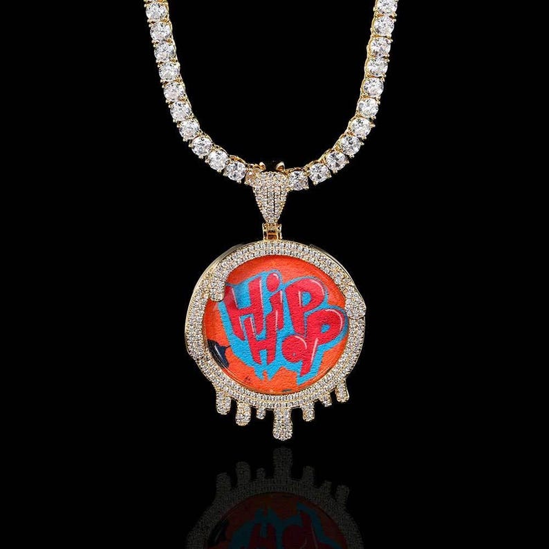 Personalized Round Teardrop Photo Pendant Necklace – Iced Out Copper Zircon Hip Hop Jewelry - CaratixJewelry