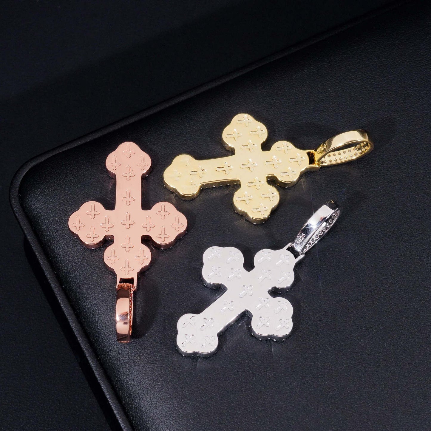 New S925 Silver Moissanite Cross & Flower Pendant – European & American Hip-Hop Trendy Personalized Jewelry - CaratixJewelry