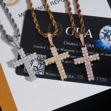 S925 Silver Moissanite Cross Pendant – High-Quality Jewelry, Sparkling Design - CaratixJewelry
