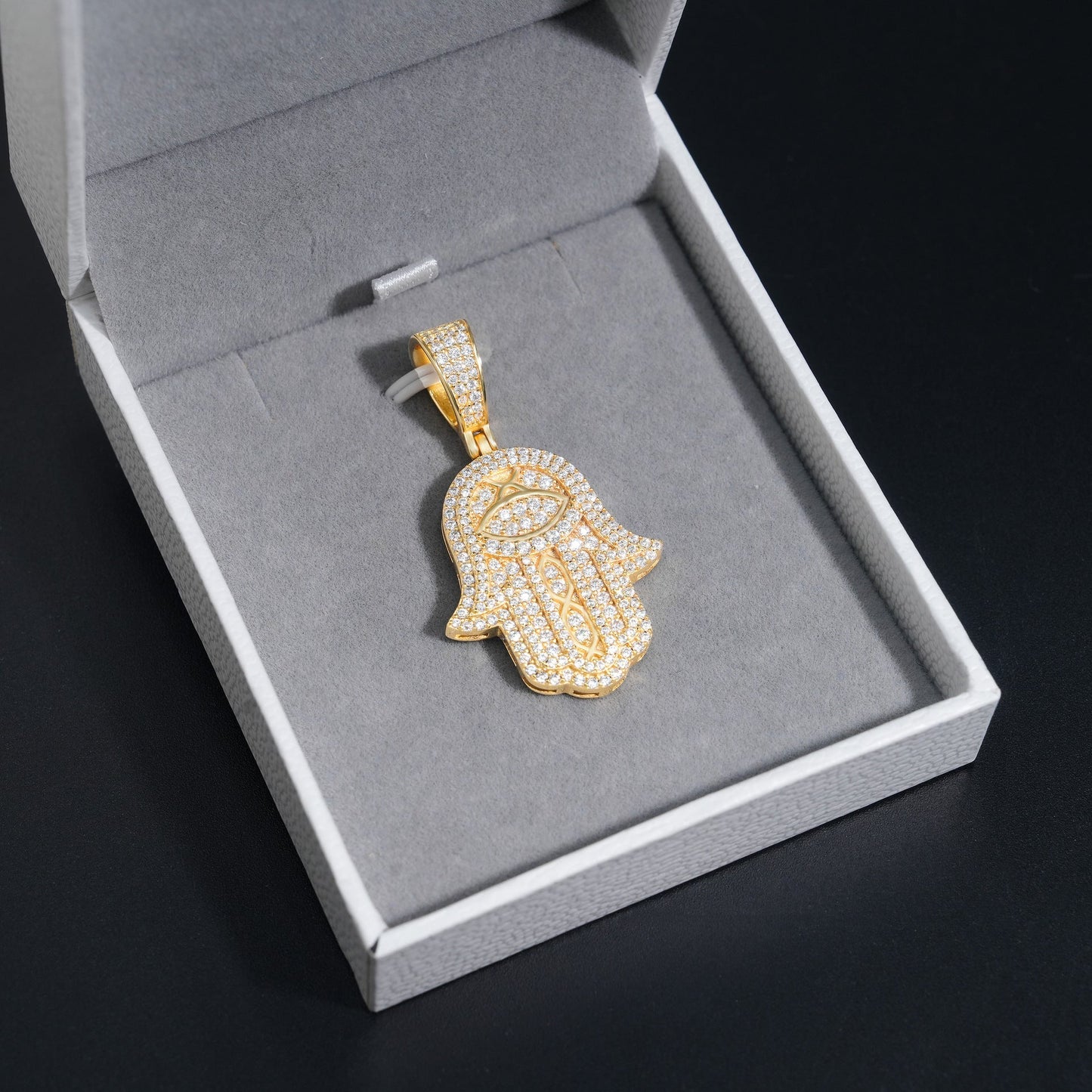 S925 Silver Moissanite Hand Pendant Necklace – Cool Hip - Hop Style, Trendy Jewelry - CaratixJewelry