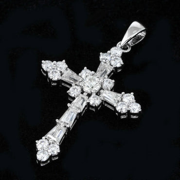 S925 Silver Platinum D Color Moissanite Cross Pendant – Luxury Sparkling Jewelry - CaratixJewelry