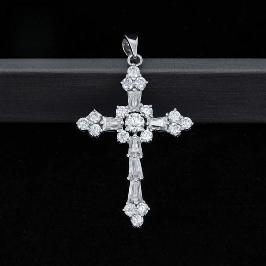 S925 Silver Platinum D Color Moissanite Cross Pendant – Luxury Sparkling Jewelry - CaratixJewelry