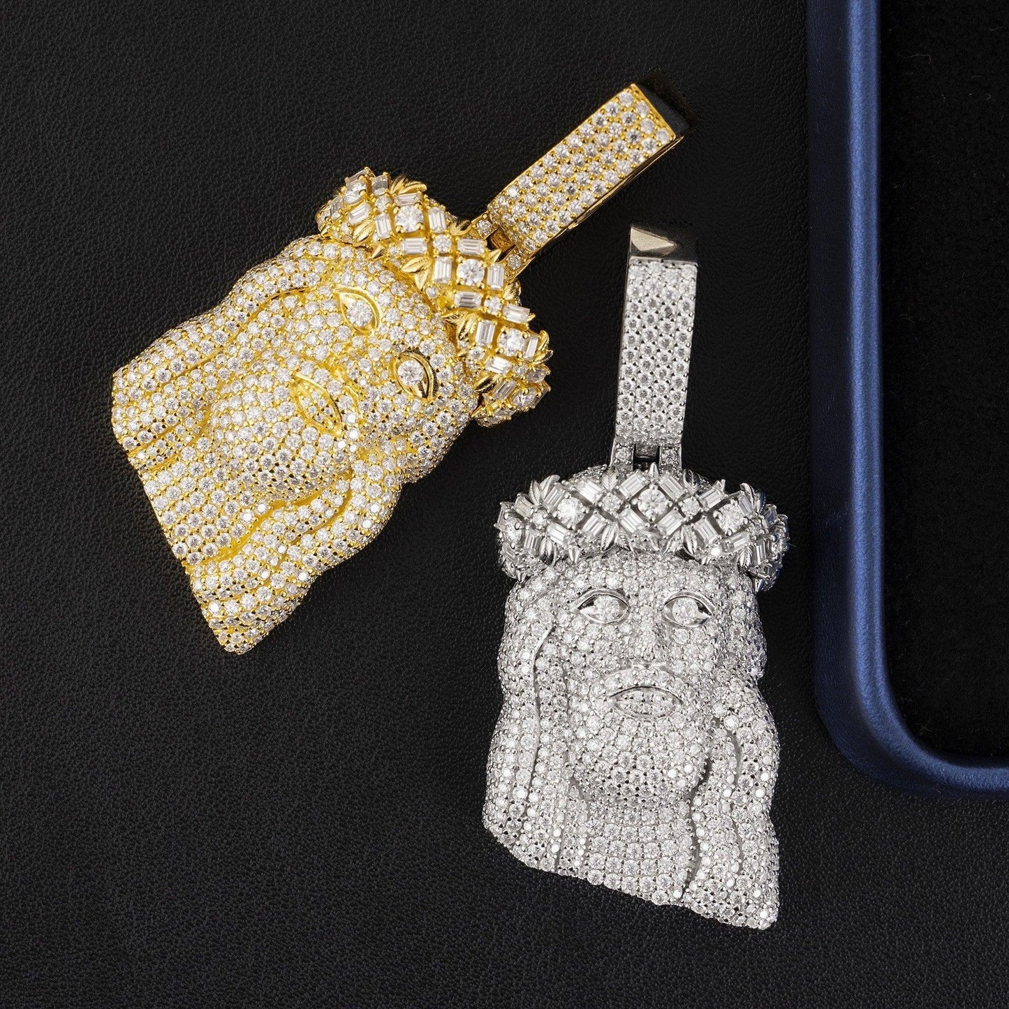 Unique Jesus Head Hip-Hop Pendant – S925 Silver D Color Moissanite Jewelry - CaratixJewelry