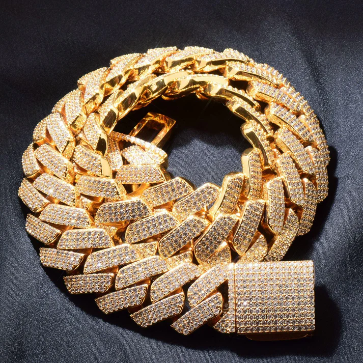 The Bold & Timeless Appeal of the 20mm 3-Row Curved Gold Cuban Chain Necklace for Men & Women by CARÁTIX - CaratixJewelry