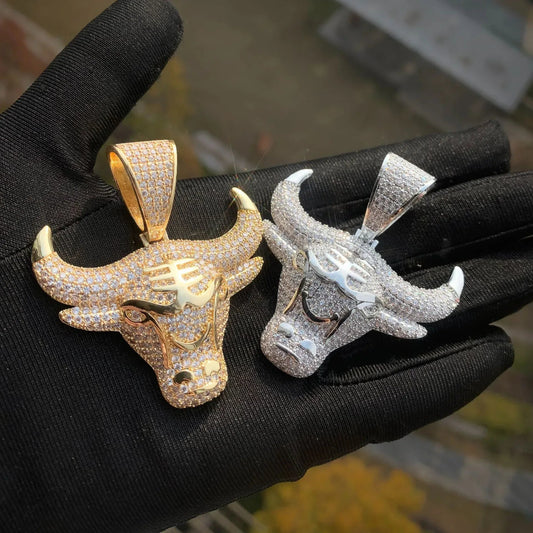 3D Bull Zodiac Pendant Necklace: A Bold Symbol in Hip Hop Streetwear Jewelry