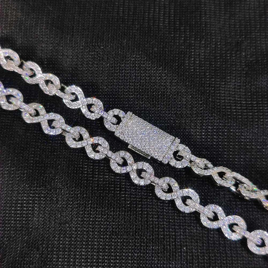 Caratix 6mm Infinity 8-Character Cuban Link Necklace for Men & Women