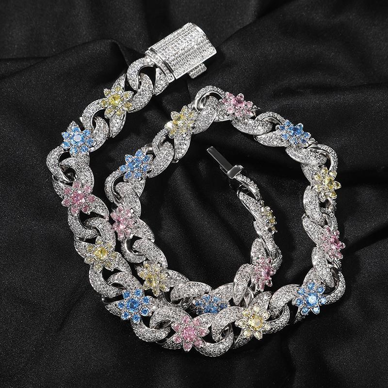 CARÁTIX – Iced Out Flower Infinity Round Cuban Link Chain Necklace | Hip Hop CZ Jewelry for Men & Women - CaratixJewelry