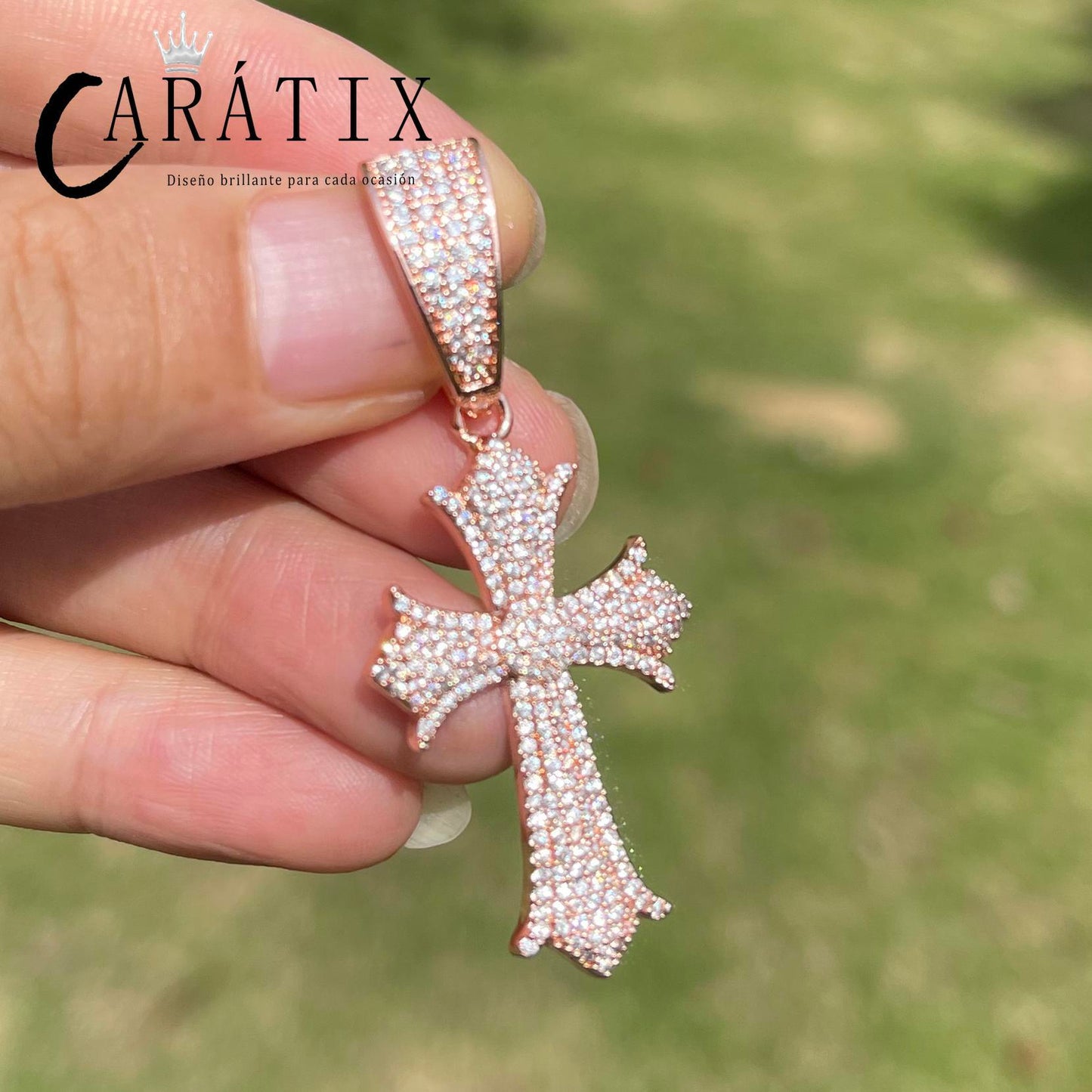 CARÁTIX Iced Out Cross Pendant Necklace – CZ Hip Hop Jewelry for Women & Men