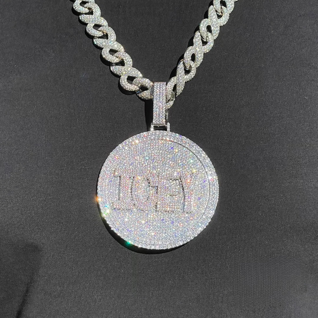 Disc Edition Iced Out Personalisierter Namensanhänger
