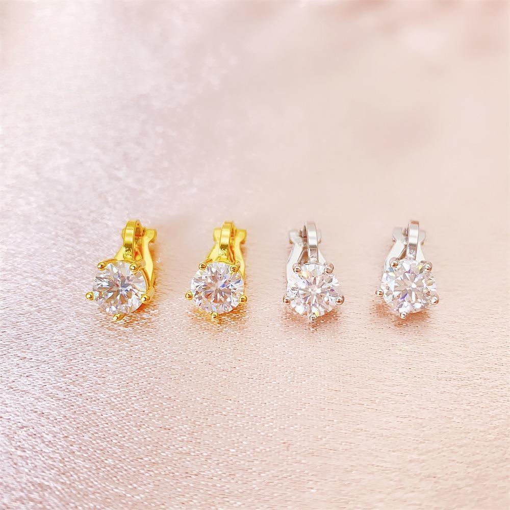 S925 Silver 6.5mm Moissanite Look Stud Earrings - CaratixJewelry