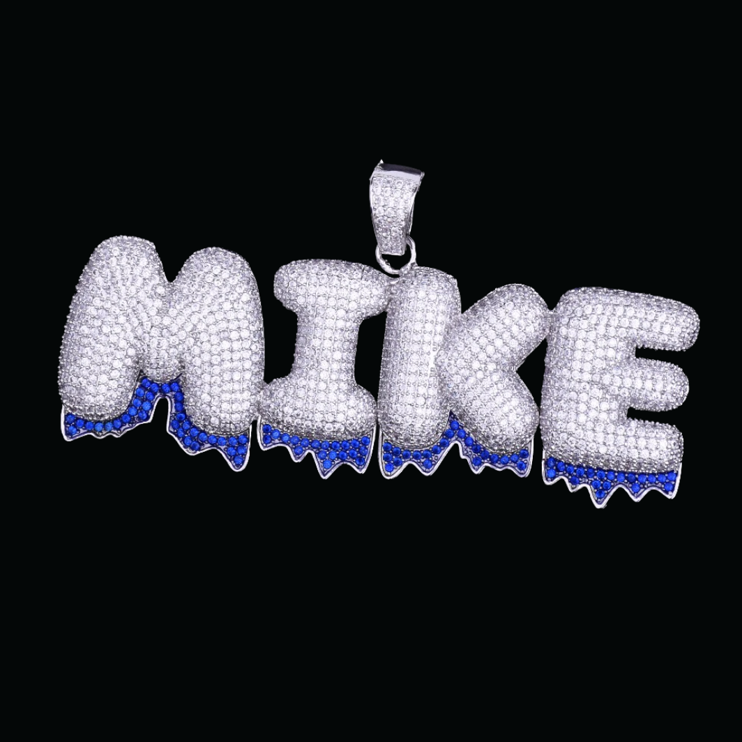 Collar con colgante personalizado con nombre personalizado y acabado azul helado