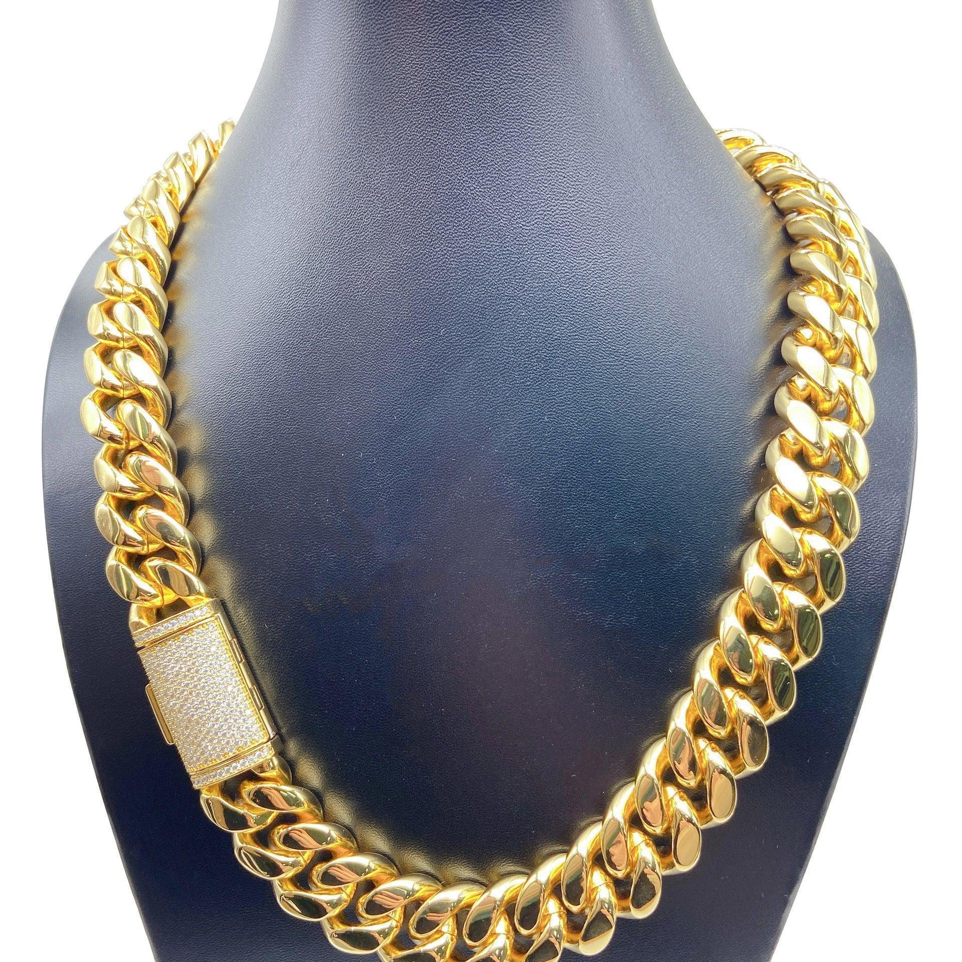 18mm Stainless Steel Cuban Link Chain with Silver Moissanite Clasp – Glossy Hip Hop Streetwear Necklace - CaratixJewelry