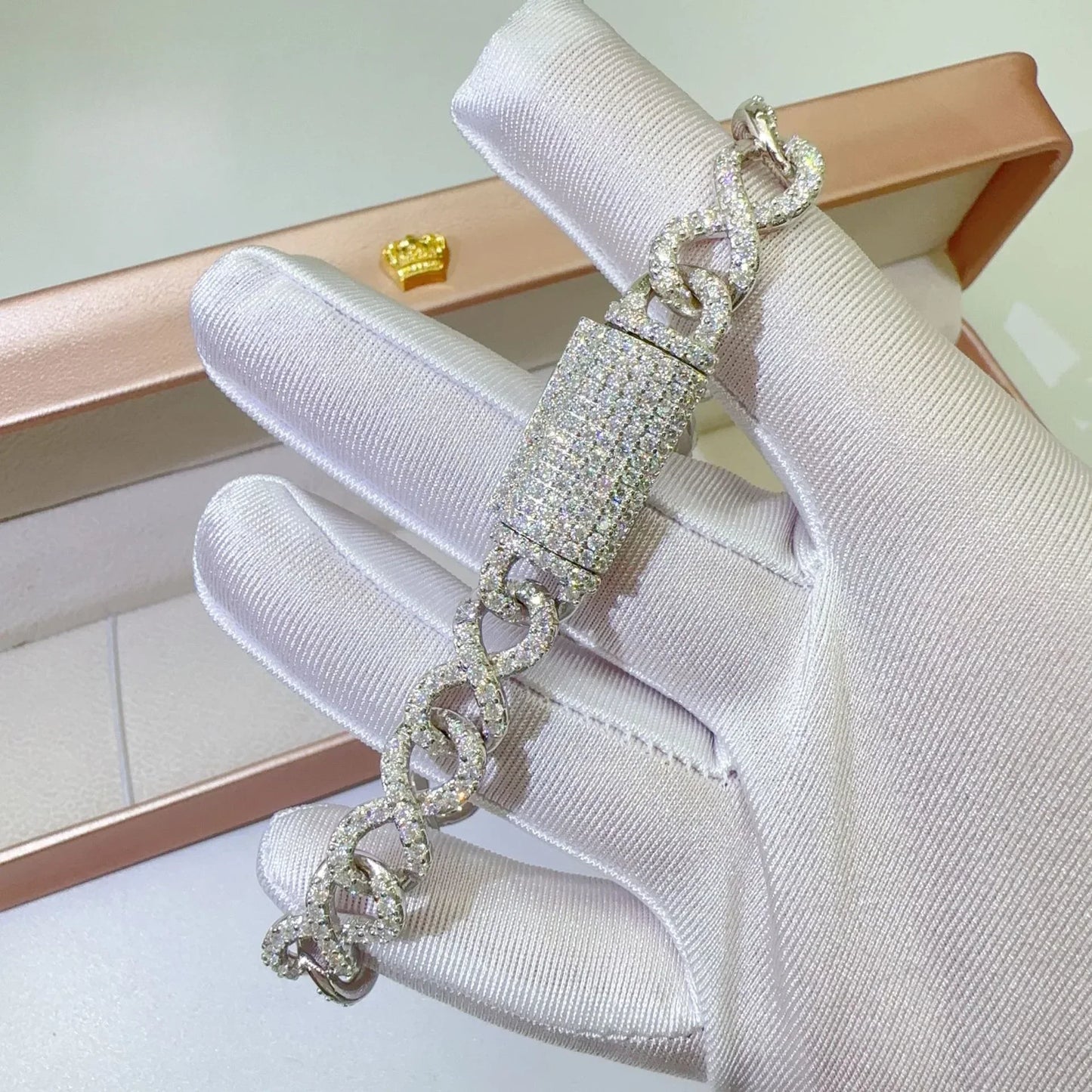 10mm Moissanite Cuban Link Necklace | S925 Silver Single-Row Hip Hop Chain - CaratixJewelry