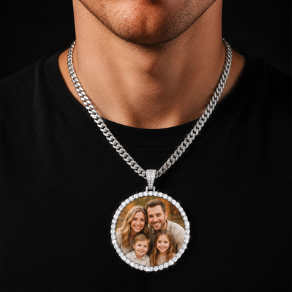 CARATIX 68.5mm Custom Photo Medallion Pendant Necklace