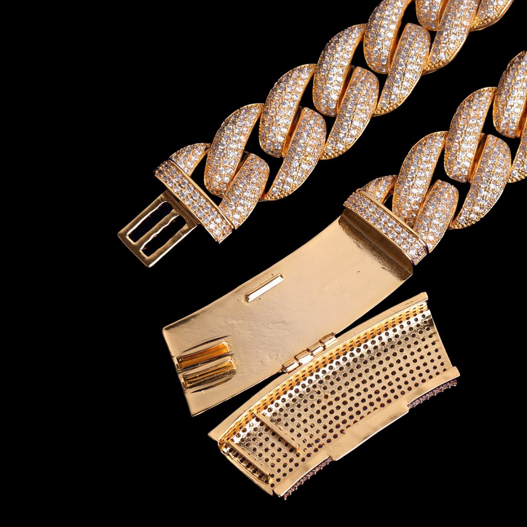 14MM Big Clasp Thick Miami Cuban Iced Out Diamond Bracelet – Luxury Hip Hop Jewelry for Men & Women