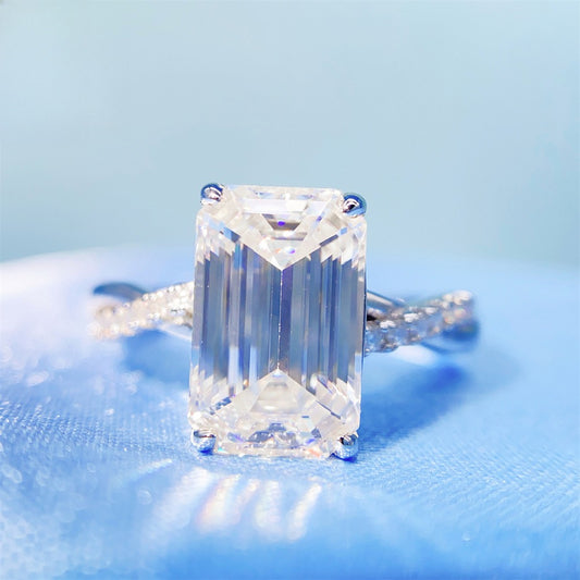 2026 Summer New S925 Silver 4ct Emerald Cut Moissanite Ring | Large 8x10mm D VVS1 | Caratix