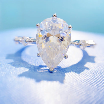 2026 Summer New S925 Silver 4ct Pear Cut Moissanite Ring | 4 Carat D VVS1 Teardrop | Caratix