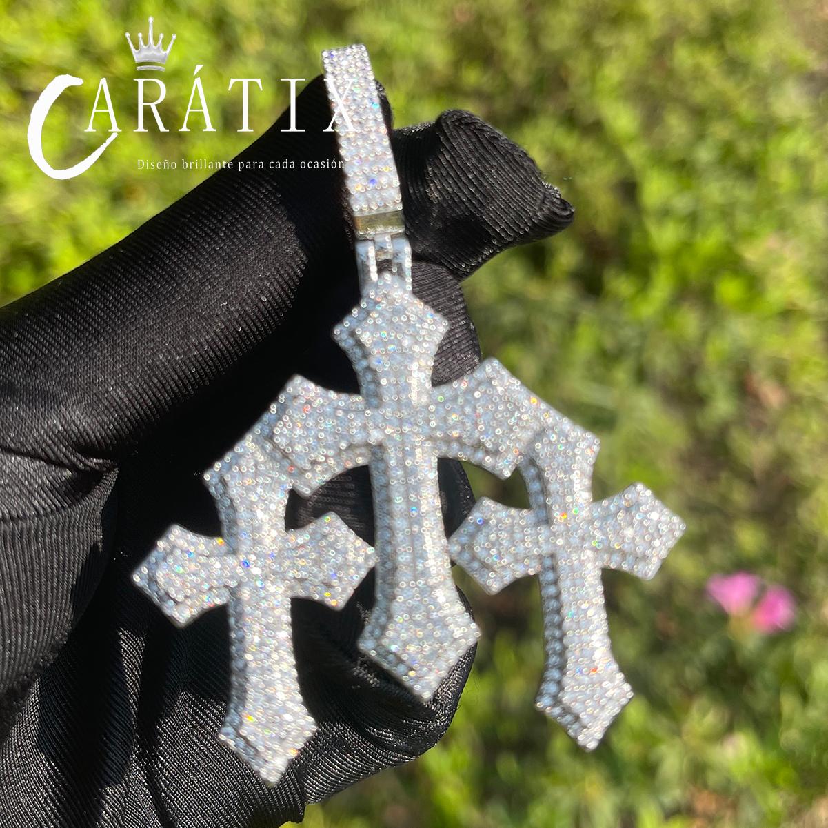 CARÁTIX Bubble Letter Iced Out Cross Pendant Necklace – White Copper CZ Hip Hop Jewelry for Women & Men